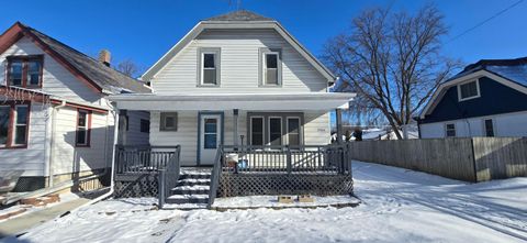 Photo of 3754 S Rutland Ave, Saint Francis, WI 53235 (MLS # 1949265)