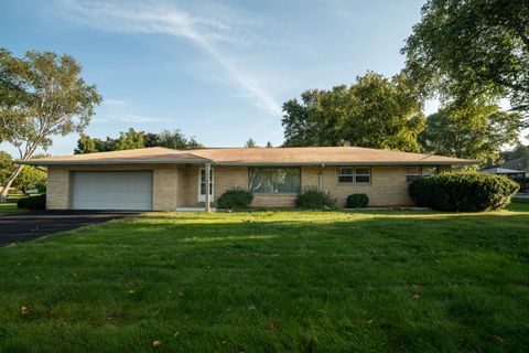 Photo of 14580 Tulane St, Brookfield, WI 53005 (MLS # 1936309)