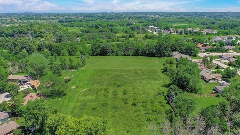 Photo of 640 E Darcy Dr, Oak Creek, WI 53154 (MLS # 1947721)