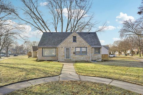 Photo of 3880 N 58th Blvd, Milwaukee, WI 53216 (MLS # 1952683)
