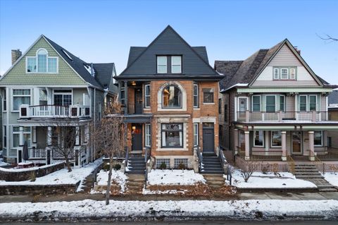 Photo of 1923 N Oakland Ave, Milwaukee, WI 53202 (MLS # 1946560)