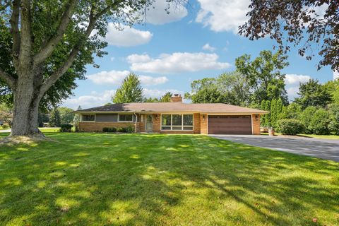 Photo of 3185 San Marcos Dr, Brookfield, WI 53005 (MLS # 1933099)