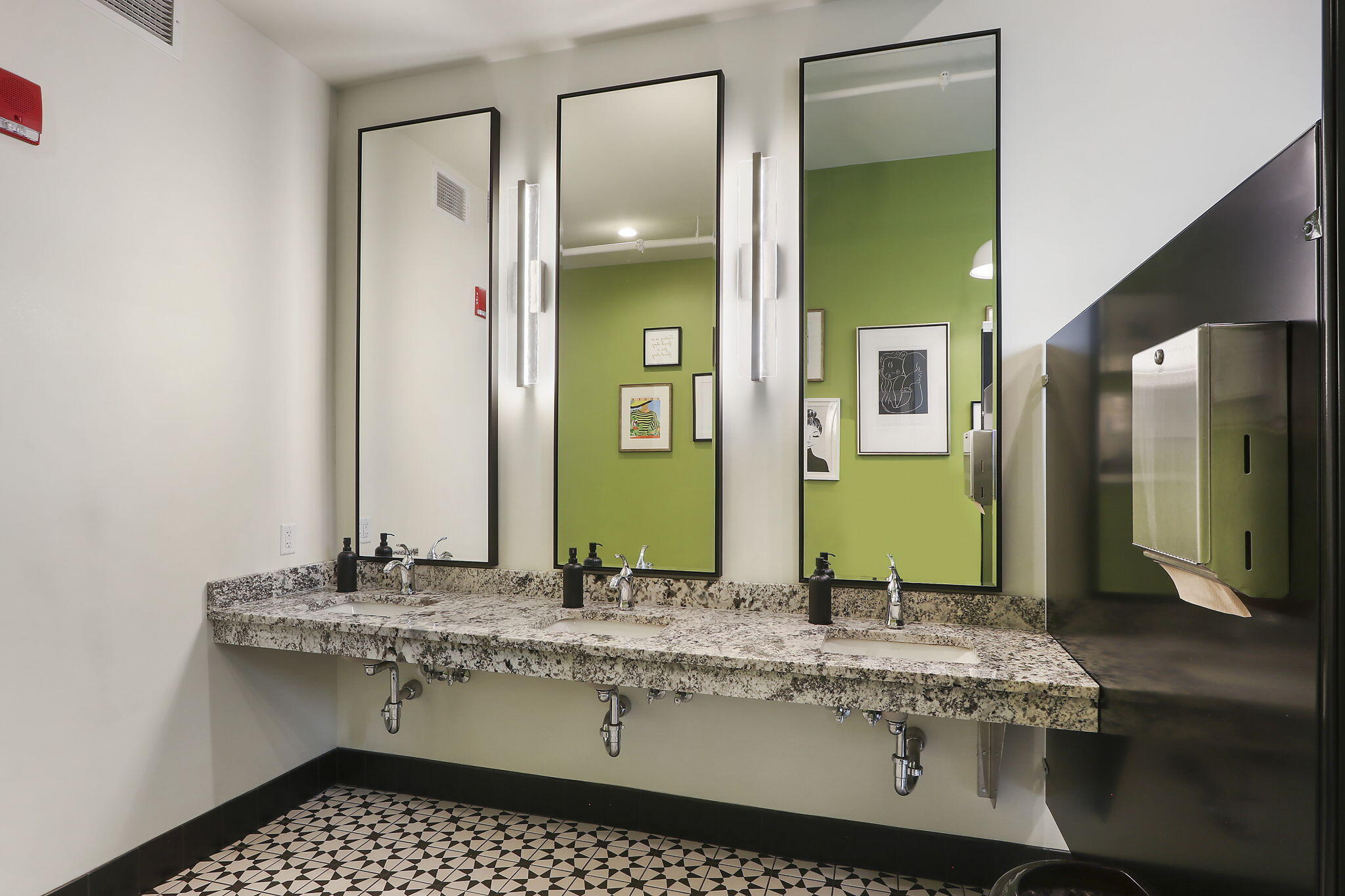 Kenosha, Wisconsin 53140, United States, ,Commercial,Active,191442