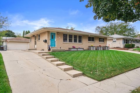 Photo of 8601 W Crawford Ave, Milwaukee, WI 53228 (MLS # 1939532)