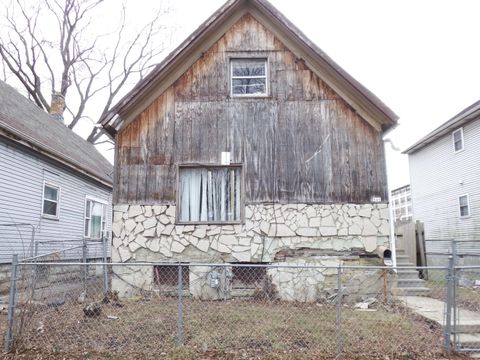 Photo of 2846 N 6th St, Milwaukee, WI 53212 (MLS # 1952574)