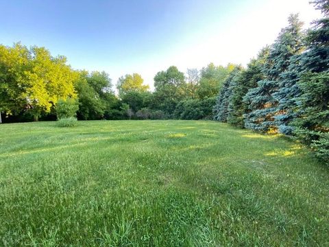 Photo of Lt6 Finch Ct, Waukesha, WI 53189 (MLS # 1939832)