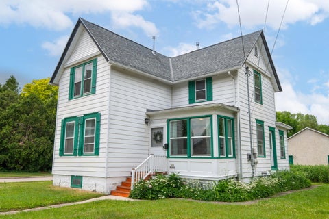Photo of N50W6466 Western Rd, Cedarburg, WI 53012 (MLS # 1966499)