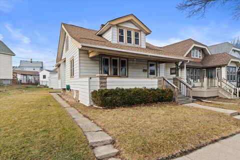 Photo of 1717 S 56th St, West Allis, WI 53214 (MLS # 1951340)