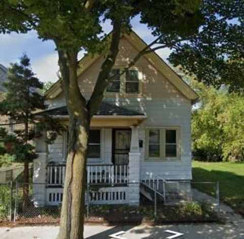 Photo of 1020 W Hadley St, Milwaukee, WI 53206 (MLS # 1964500)
