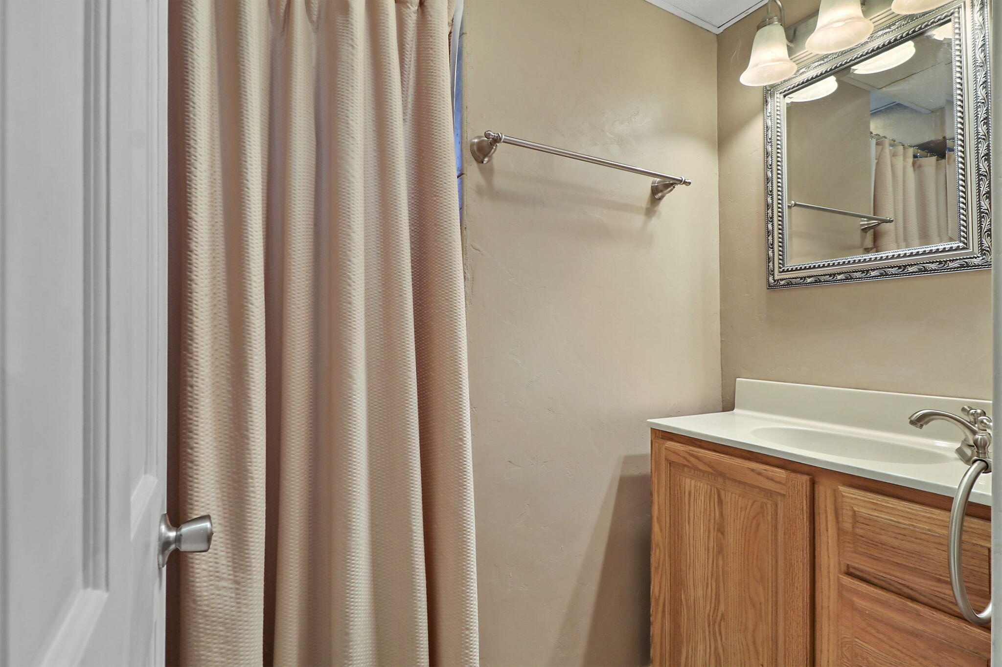 Pleasant Prairie, Wisconsin 53142, United States, 2 Bedrooms Bedrooms, ,2 BathroomsBathrooms,Residential,Active,228782