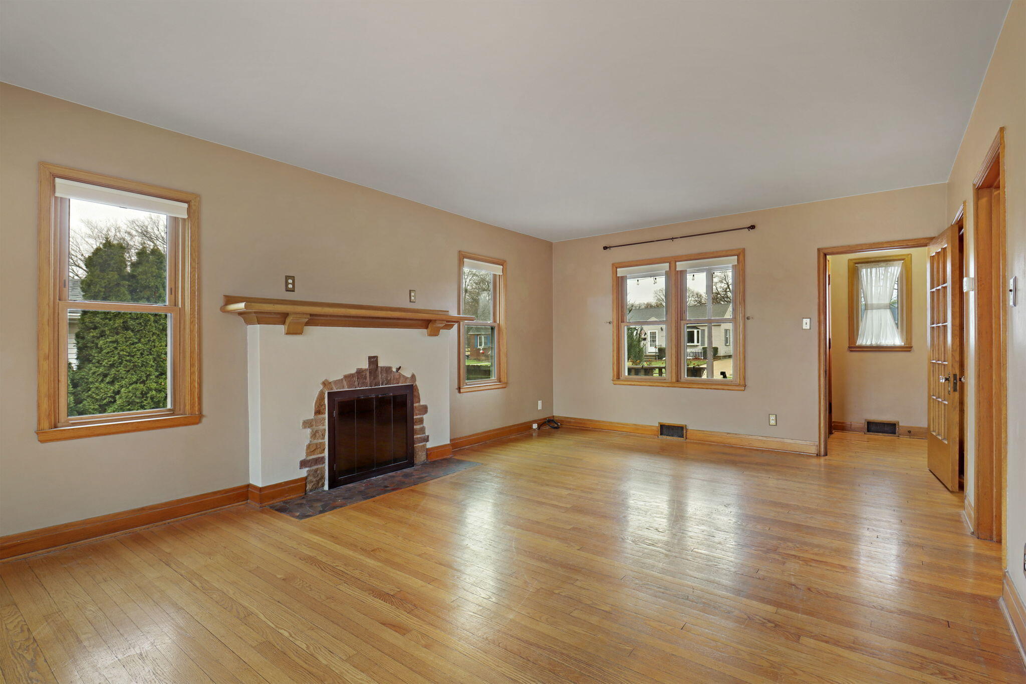 Pleasant Prairie, Wisconsin 53142, United States, 2 Bedrooms Bedrooms, ,2 BathroomsBathrooms,Residential,Active,228782