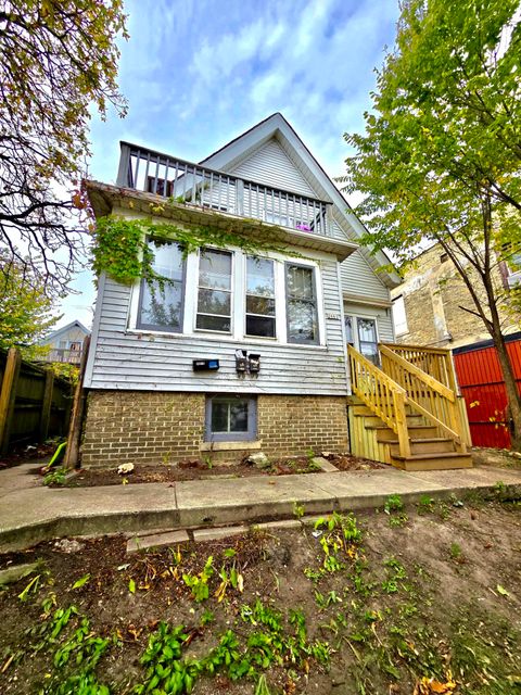 Photo of 2661 N Fratney St, Milwaukee, WI 53212 (MLS # 1939775)