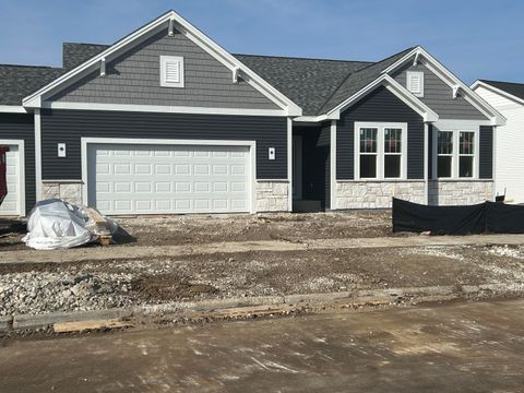 Photo of 9561 S Sophia Ct, Franklin, WI 53132 (MLS # 1950275)