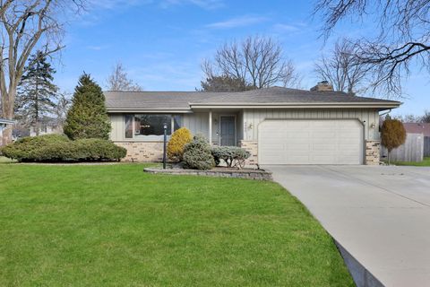 Photo of 4300 Chekanoff Dr, Mount Pleasant, WI 53403 (MLS # 1951692)