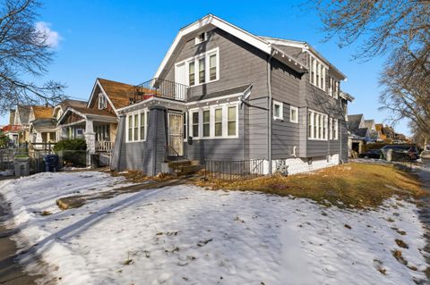 Photo of 1902 W Nash St, Milwaukee, WI 53206 (MLS # 1945891)