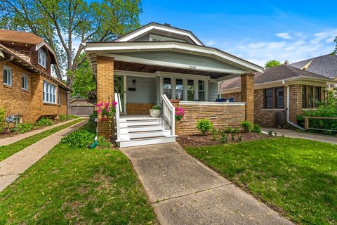 Photo of 2240 N 67th St, Wauwatosa, WI 53213 (MLS # 1920310)