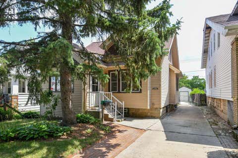 Photo of 2874 N 59th St, Milwaukee, WI 53210 (MLS # 1974861)