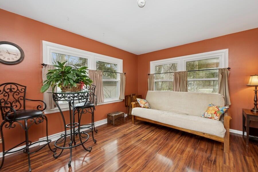 Williams Bay, Wisconsin 53191, United States, 2 Bedrooms Bedrooms, ,1 BathroomBathrooms,Residential,Pending,110633