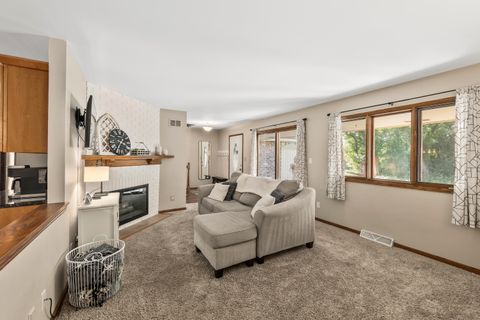 Photo of 2891 Nassau Dr, Brookfield, WI 53045 (MLS # 1935905)