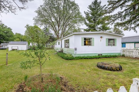 Photo of 921 Depot St, Sparta, WI 54656 (MLS # 1963044)