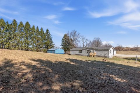 Photo of W8418 Hemlock Rd, Trenton, WI 53916 (MLS # 1954928)