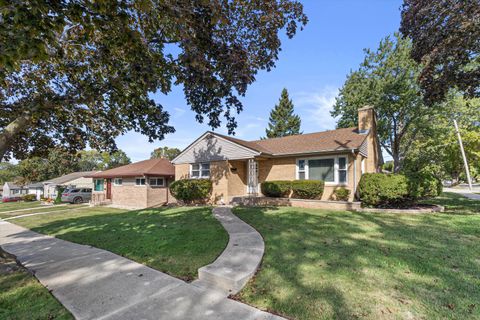 Photo of 2600 W High St, Racine, WI 53404 (MLS # 1938416)