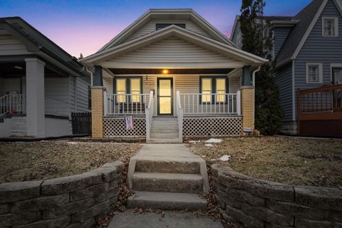 Photo of 2215 S 73rd St, West Allis, WI 53219 (MLS # 1952398)