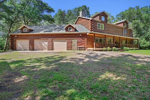 Photo of 565 County Road Z -, Rome, WI 54457 (MLS # 1932020)