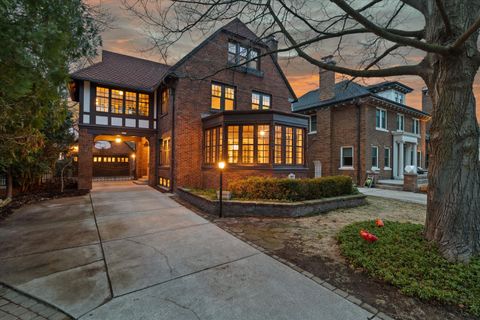 Photo of 4419 N Prospect Ave, Shorewood, WI 53211 (MLS # 1954528)