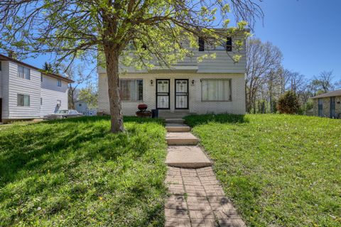 Photo of 6300 N 101st St, Milwaukee, WI 53225 (MLS # 1962403)