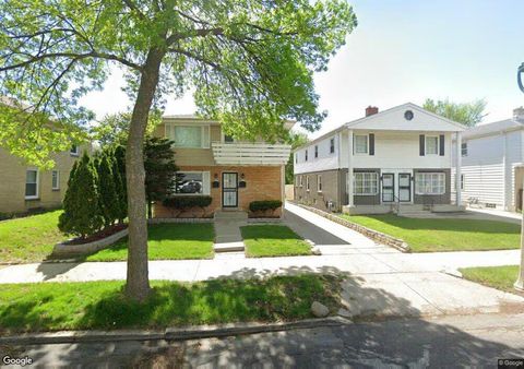 Photo of 2776 N Carlton Pl, Milwaukee, WI 53210 (MLS # 1965778)