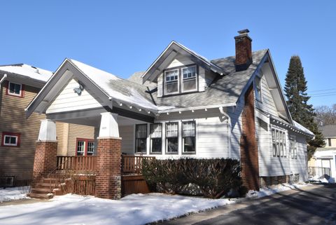 Photo of 6426 W Wisconsin Ave, Wauwatosa, WI 53213 (MLS # 1948852)
