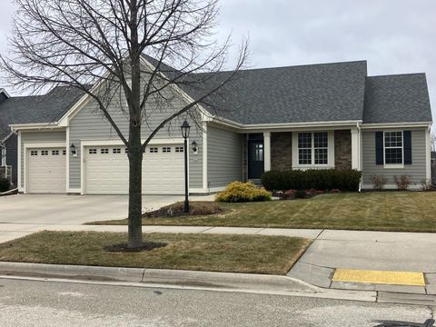 Photo of 365 Indigo Dr, Port Washington, WI 53074 (MLS # 1951187)