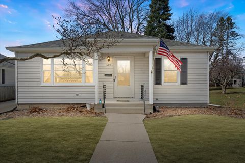 MLS: 1910874