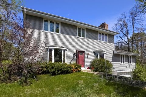 Photo of S26W26876 Mac Arthur Rd, Waukesha, WI 53188 (MLS # 1961847)
