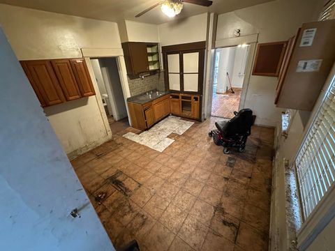 Photo of 2463 N 22nd St, Milwaukee, WI 53206 (MLS # 1944811)