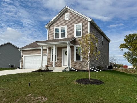 Photo of N161W21960 Daisy Dr, Jackson, WI 53037 (MLS # 1944972)