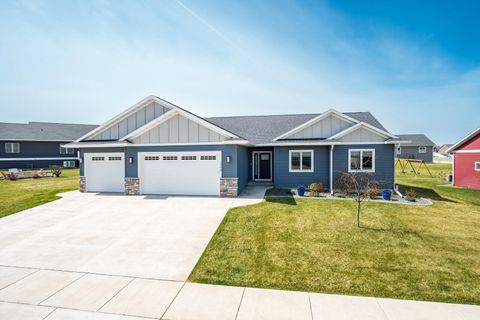 Photo of 1506 Bridger Dr, Holmen, WI 54636 (MLS # 1957524)
