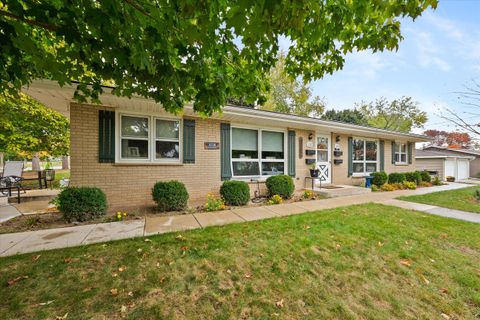 Photo of 122 E James St, Port Washington, WI 53074 (MLS # 1939378)
