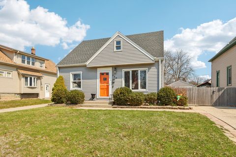 Photo of 320 N 60TH St, Milwaukee, WI 53213 (MLS # 1957127)