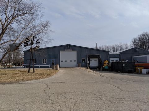 Photo of 1700 Mound Rd, Delavan, WI 53115 (MLS # 1955046)