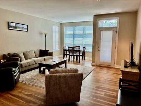 Photo of 1925 N Water St, Milwaukee, WI 53202 (MLS # 1926828) Photo of 1925 N Water St, Milwaukee, WI 53202 (MLS # 1926828)