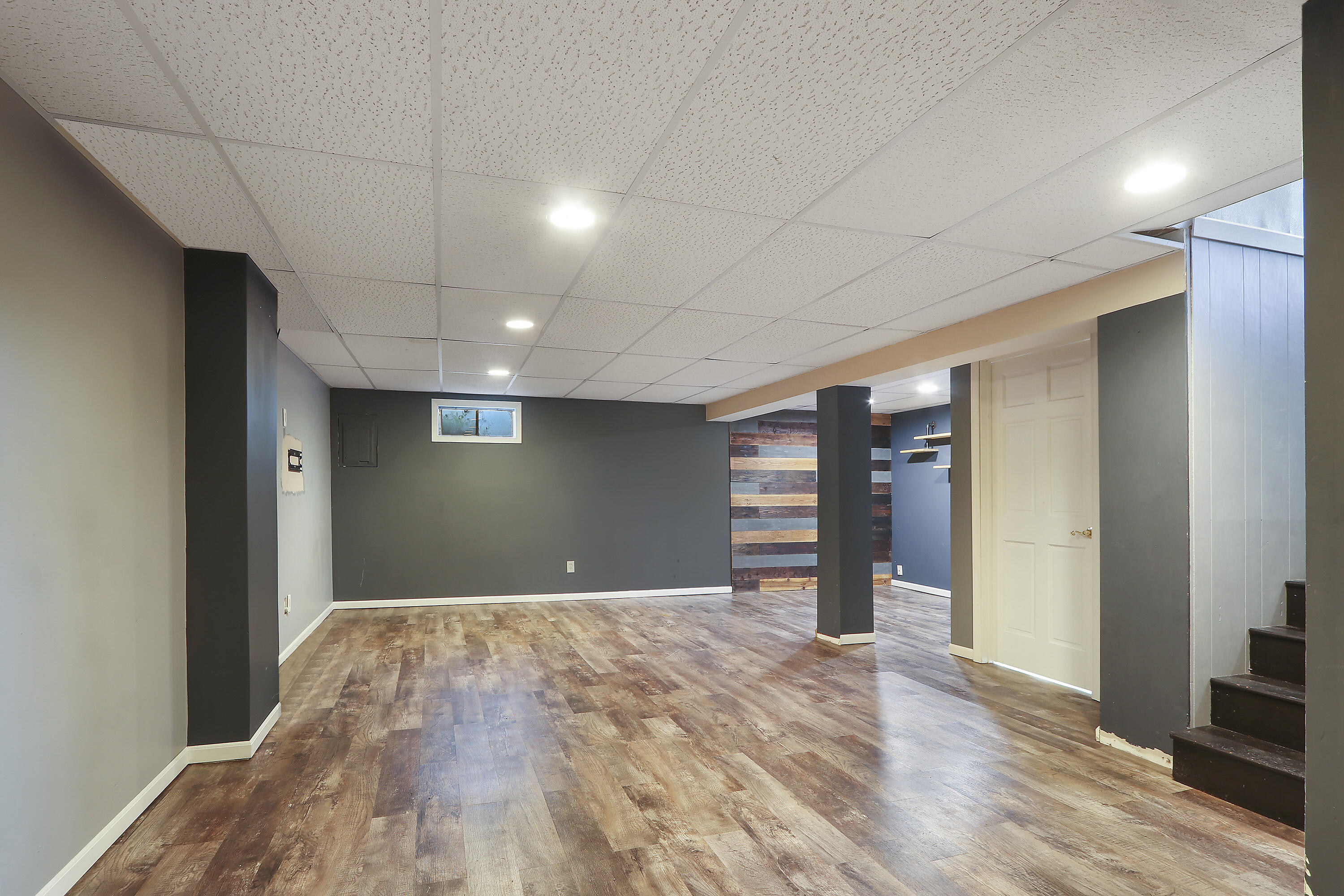 Pleasant Prairie, Wisconsin 53158, United States, 3 Bedrooms Bedrooms, ,2 BathroomsBathrooms,Residential,Pending,99272