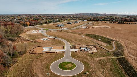 Photo of 431 Ingleside Ct, Dousman, WI 53118 (MLS # 1949864)