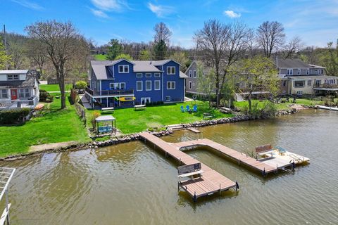 Photo of W4226 West End Rd, Geneva, WI 53147 (MLS # 1959091)