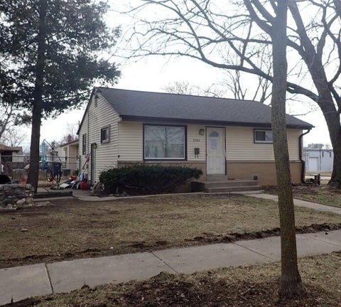 Photo of 6164 N 89th St, Milwaukee, WI 53225 (MLS # 1983363)