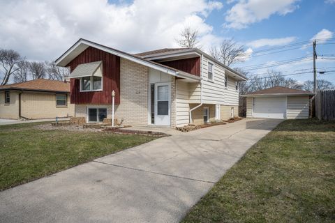 Photo of 4954 N 85th St, Milwaukee, WI 53225 (MLS # 1956720)