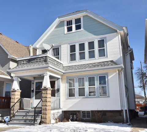 Photo of 1816 S 59th St, West Allis, WI 53214 (MLS # 1948777)