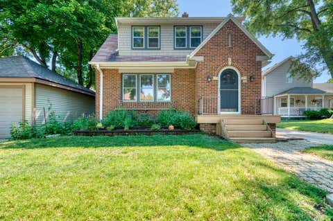Photo of 426 N 70th St, Wauwatosa, WI 53213 (MLS # 1974440)