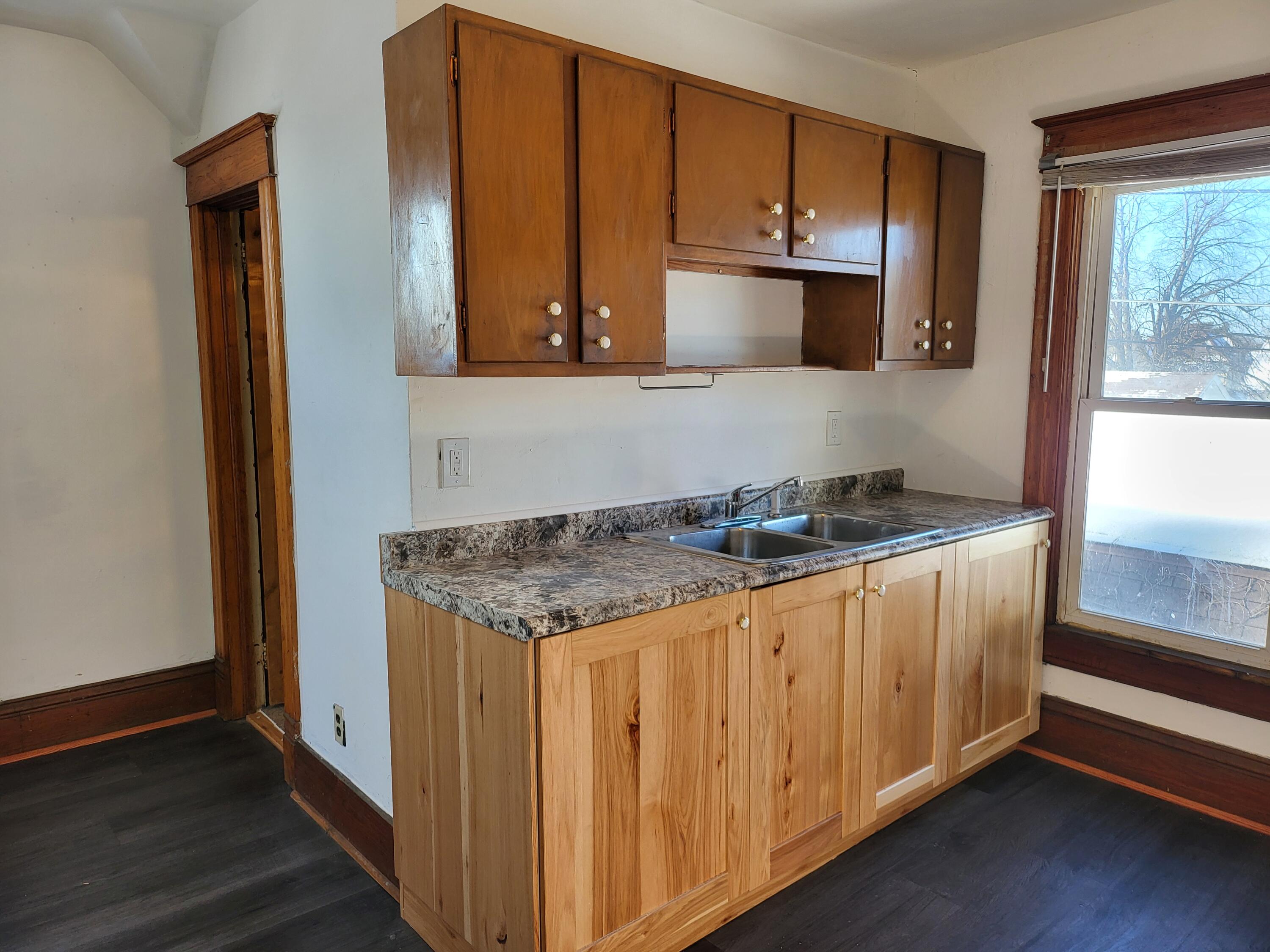 Racine, Wisconsin 53404, United States, 4 Bedrooms Bedrooms, ,2 BathroomsBathrooms,Residential,Active,17678